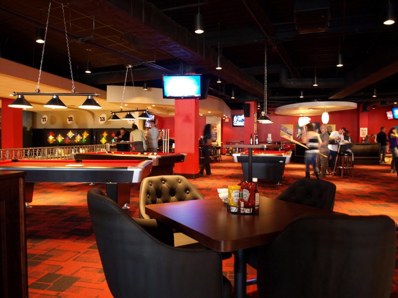 Splitsville Restaurant Review at Disney Springs 